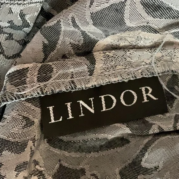 Lindor Patterned Skirt - Picture 8 of 9